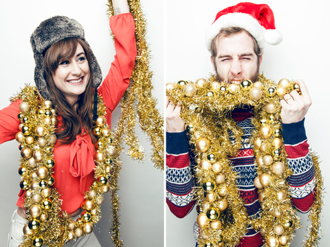 Holiday Photobooth Couple Shoot by Sean Scheidt