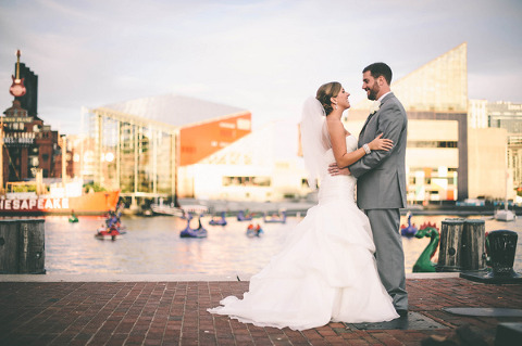 Renaissance Harborplace Wedding by Paula Bartosiewicz
