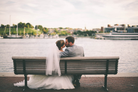 Renaissance Harborplace Wedding by Paula Bartosiewicz