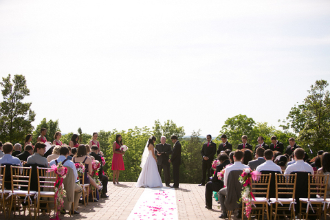 Suncrest Manor Wedding by Marcella Treybig Photography