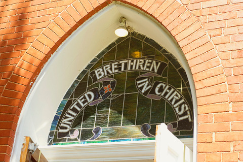 Walker's Overlook Wedding by Priscilla Thomas Photography