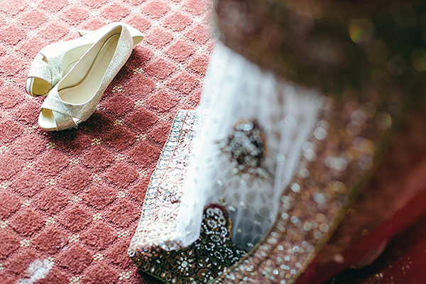 Enoch Pratt Library Wedding by Theresa Choi Photography