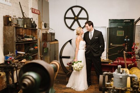 Baltimore Museum of Industry Wedding  || Natalie Franke Photography  ||  Charm City Wed   || www.charmcitywed.com