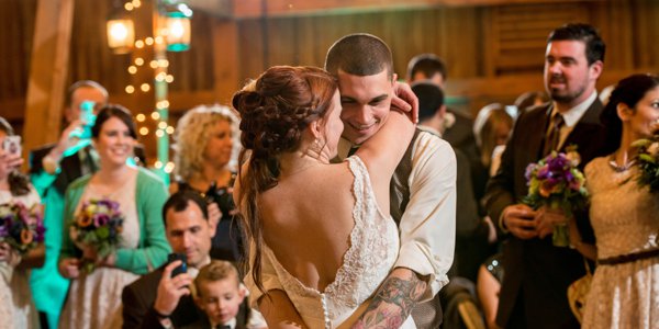 DIY_ElizabethtownPAWedding_NathanDeschPhotography_CharmCityWed_0024