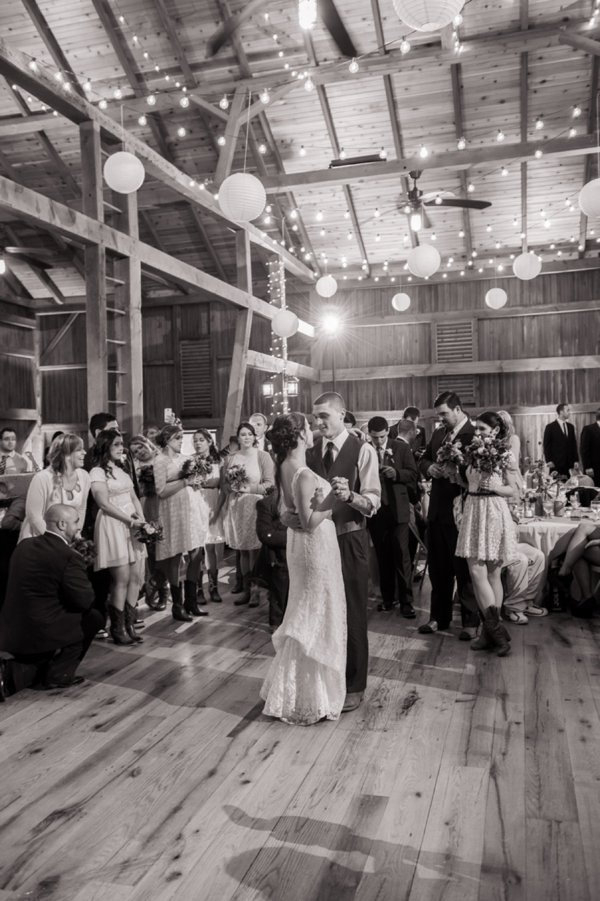 DIY_ElizabethtownPAWedding_NathanDeschPhotography_CharmCityWed_0025