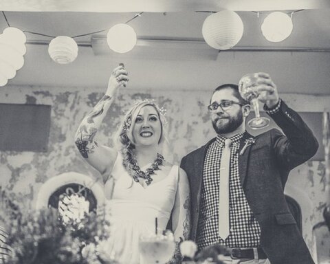 2640SpaceWedding_KRainierPhotography_CharmCityWed_0014