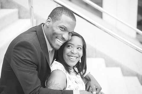 Downtown Baltimore Engagement Photos  || Clapp Studios  || Charm City Wed  ||  www.charmcitywed.com