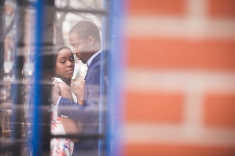 Downtown Baltimore Engagement Photos  || Clapp Studios  || Charm City Wed  ||  www.charmcitywed.com