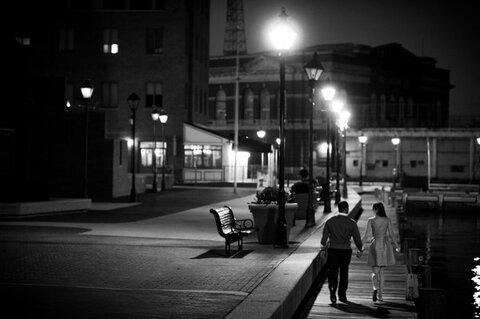 FellsPointEngagement_DanielMoyerPhotography_CharmCityWed_0010