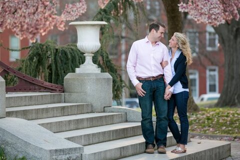 SpringtimeBaltimoreEngagement_LaurieBracewellPhotography_CharmCityWed_0001
