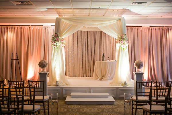 Suburban Club Wedding || tPoz Photography || Charm City Wed || www.charmcitywed.com Suburban Club Wedding Ceremony