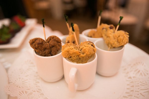 Suburban Club Wedding || tPoz Photography || Charm City Wed || www.charmcitywed.com Suburban Club Maryland Wedding