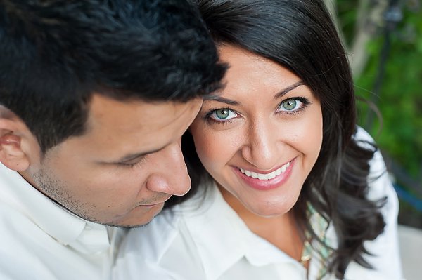 Bolton Hill Engagement Photos  ||  Jennifer Smutek Photography  || Charm City Wed  ||  www.charmcitywed.com