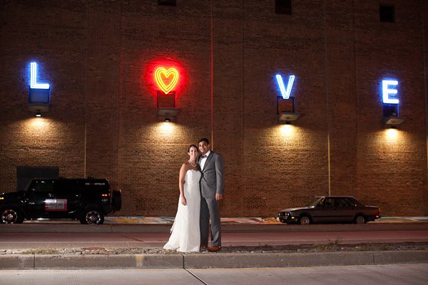 Multicultural Wedding at the AVAM  ||   Carly Fuller Photography   ||   Charm City Wed  ||   www.charmcitywed.com  