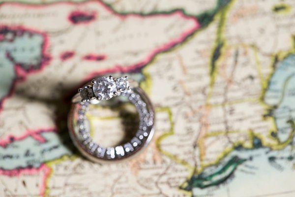 Evergreen Museum Wedding  ||  Carly Fuller Photography   ||   Charm City Wed  ||  www.charmcitywed.com