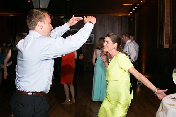 Evergreen Museum Wedding  ||  Carly Fuller Photography   ||   Charm City Wed  ||  www.charmcitywed.com