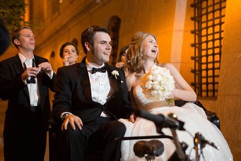 Wedding at Walters Art Museum   ||  Laura's Focus Photography  || Charm City Wed  ||  www.charmcitywed.com