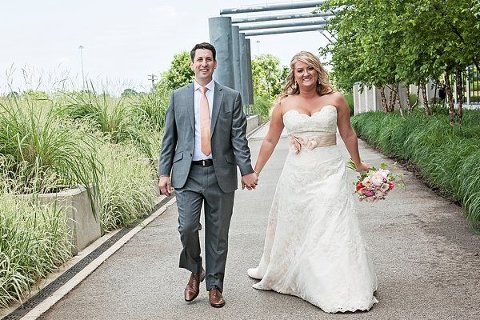 Baltimore Museum of Industry Wedding  ||  Kathleen Hertel Photography  ||   Charm City Wed   ||   www.charmcitywed.com