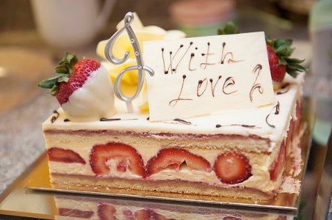 Baltimore Museum of Industry Wedding  ||  Kathleen Hertel Photography  ||   Charm City Wed   ||   www.charmcitywed.com