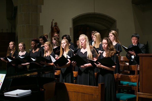 Loyola Chapel Wedding  ||   tPoz Photography  ||  Charm City Wed  ||  www.charmcitywed.com