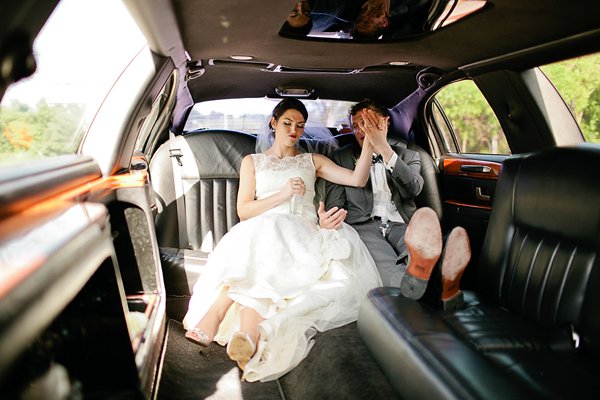 George Peabody Library Wedding  ||  Isabelle Selby Photography  ||  Charm City Wed  ||  www.charmcitywed.com