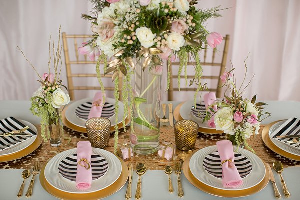 Gold & Glittery Styled Shoot  ||   Jennifer Rotz Photography   ||   Charm City Wed  ||  www.charmcitywed.com