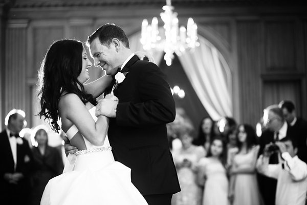 Baltimore Country Club Wedding  ||  Love Life Images  ||  Charm City Wed  ||  www.charmcitywed.com