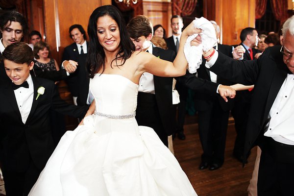 Baltimore Country Club Wedding  ||  Love Life Images  ||  Charm City Wed  ||  www.charmcitywed.com