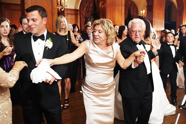 Baltimore Country Club Wedding  ||  Love Life Images  ||  Charm City Wed  ||  www.charmcitywed.com