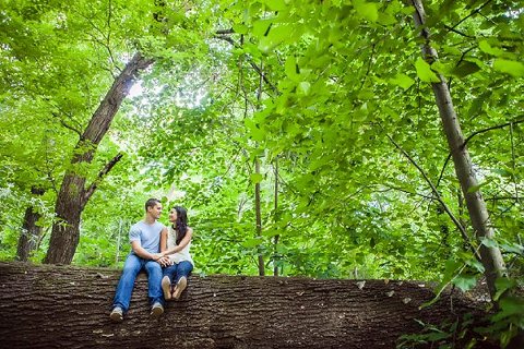 Roland Park Engagement Photos  ||  Nancy Anderson Cordell Photography  ||  Charm City Wed  ||  www.charmcitywed.com