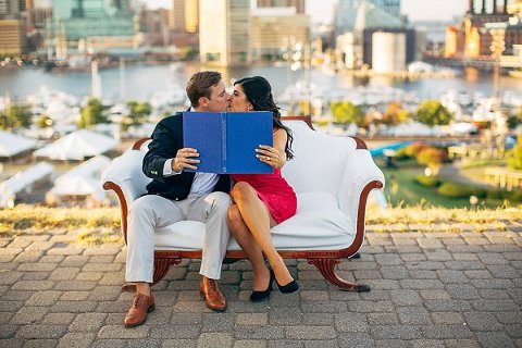 Baltimore Styled Engagement Session  ||   Dani Leigh Photography  ||  Charm City Wed  ||   www.charmcitywed.com