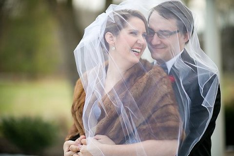 Christmas Wedding at Turf Valley - Vanlandingham Design Studio  ||  Maria Linz Photography  ||  Charm City Wed  ||   www.charmcitywed.com