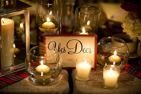 Christmas Wedding at Turf Valley - Vanlandingham Design Studio  ||  Maria Linz Photography  ||  Charm City Wed  ||   www.charmcitywed.com