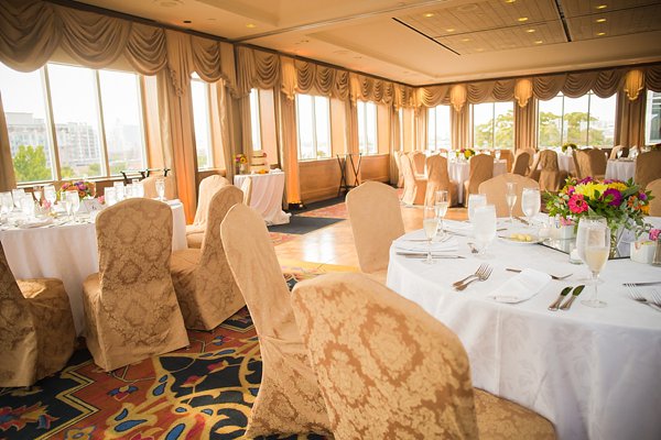 Admiral Fell Inn Wedding || Photography by Brea || Charm City Wed || www.charmcitywed.com Admiral Fell Inn Wedding || Photography by Brea || Charm City Wed || www.charmcitywed.com