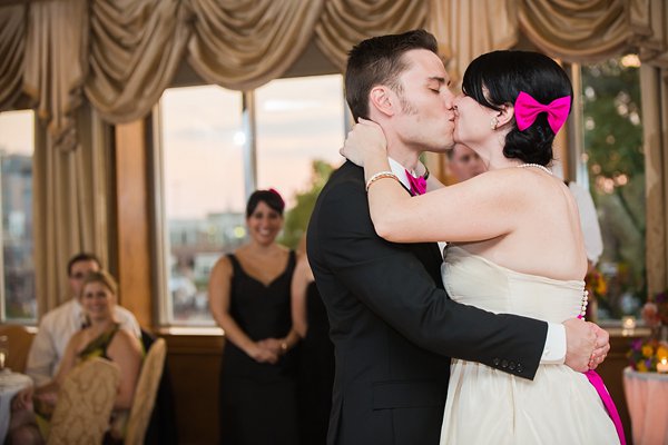 Wedding at the Admiral Fell Inn || Photography by Brea || Charm City Wed || www.charmcitywed.com Wedding at the Admiral Fell Inn || Photography by Brea || Charm City Wed || www.charmcitywed.com