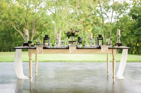 Engedi Estate Wedding Styled Shoot  ||  Jenna Shriver Photography  ||  Charm City Wed  ||  www.charmcitywed.com