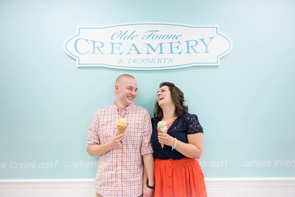 Hot Air Balloon Engagement Session in Easton, MD  ||  Joy Michelle Photography  ||   Charm City Wed  ||  www.charmcitywed.com
