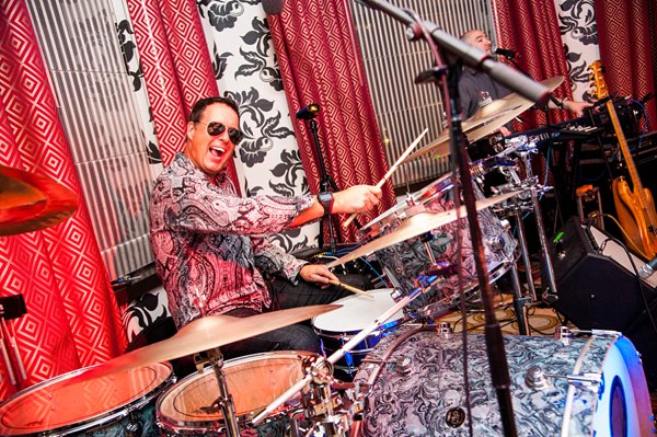 Hotel Monaco Baltimore Wedding  ||  Robin Shotola Photography  ||  Charm City Wed  ||  www.charmcitywed.com