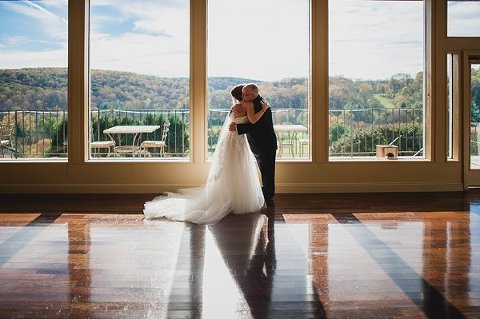 Hunt Valley Golf Club Wedding Photos ||  Michael Stavrinos  ||  Charm City Wed  ||  www.charmcitywed.com