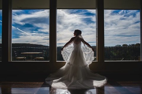 Hunt Valley Golf Club Wedding Photos ||  Michael Stavrinos  ||  Charm City Wed  ||  www.charmcitywed.com