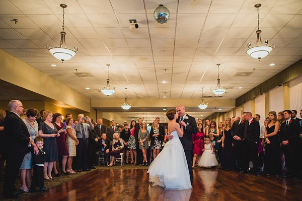 Hunt Valley Golf Club Wedding Photos || Michael Stavrinos || Charm City Wed || www.charmcitywed.com Hunt Valley Golf Club Wedding Photos || Michael Stavrinos || Charm City Wed || www.charmcitywed.com