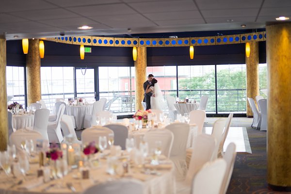 Pier 5 Hotel Wedding  ||  Brooke Tyson Photography  ||  Lemon+Lime Event Design  ||  Charm CIty Wed  ||  www.charmcitywed.com