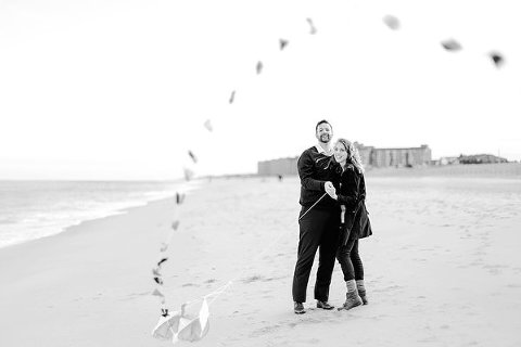 Winter Beach Engagement Photos  ||  Lauren Werkheiser Photography ||  Charm City Wed  ||  www.charmcitywed.com