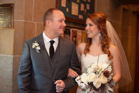 Elegant Winter Wedding at Hotel Monaco Baltimore || Richard and Tara Photography || Charm City Wed || www.charmcitywed.com