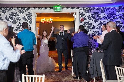 Elegant Winter Wedding at Hotel Monaco Baltimore || Richard and Tara Photography || Charm City Wed || www.charmcitywed.com