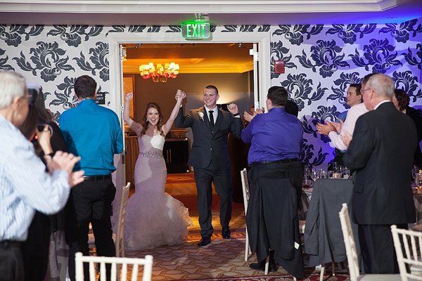 Elegant Winter Wedding at Hotel Monaco Baltimore || Richard and Tara Photography || Charm City Wed || www.charmcitywed.com