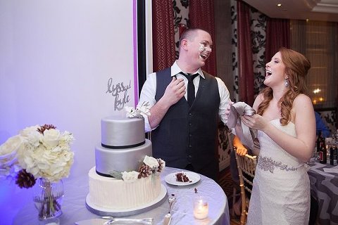 Elegant Winter Wedding at Hotel Monaco Baltimore || Richard and Tara Photography || Charm City Wed || www.charmcitywed.com