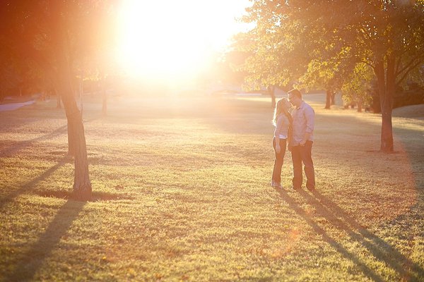 Frederick Engagement Session || Rachael Boer Photography || Charm City Wed || www.charmcitywed.com Frederick Engagement Session || Rachael Boer Photography || Charm City Wed || www.charmcitywed.com