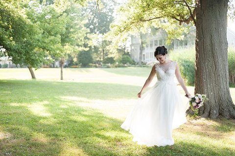 Historic Kent Manor Inn Wedding Styled Shoot  ||  Jenna Shriver Photography  ||  Charm City Wed  ||  www.charmcitywed.com