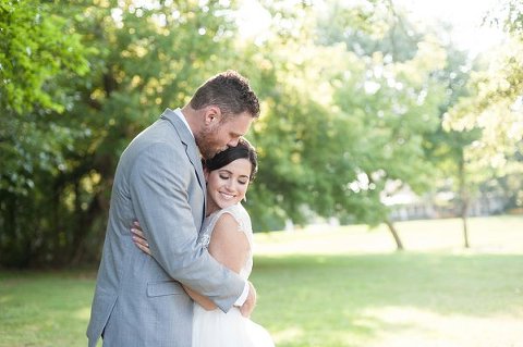 Historic Kent Manor Inn Wedding Styled Shoot  ||  Jenna Shriver Photography  ||  Charm City Wed  ||  www.charmcitywed.com